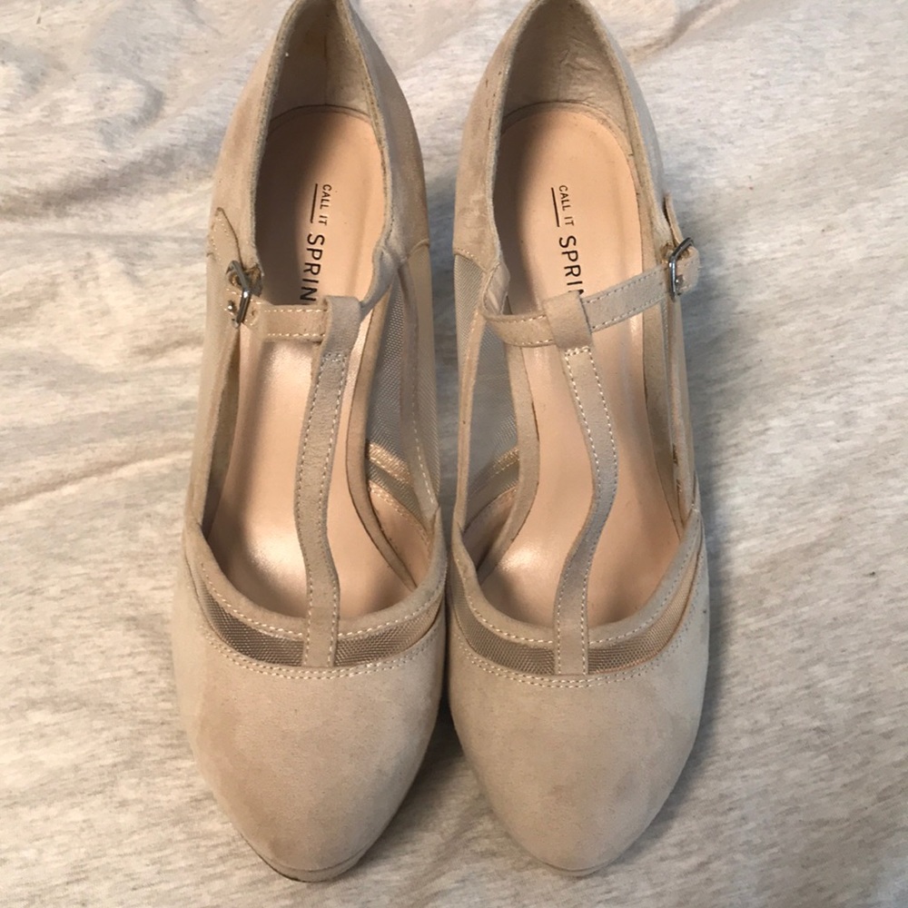 Nude closed toed heels